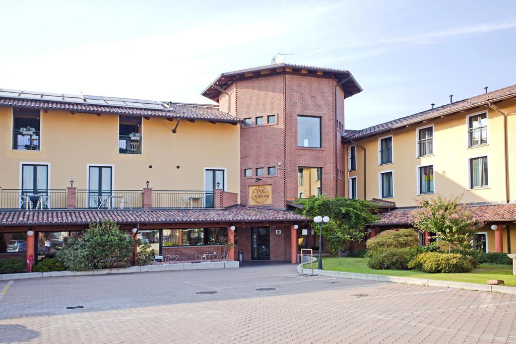 פינרולו Hotel Villa Glicini מראה חיצוני תמונה