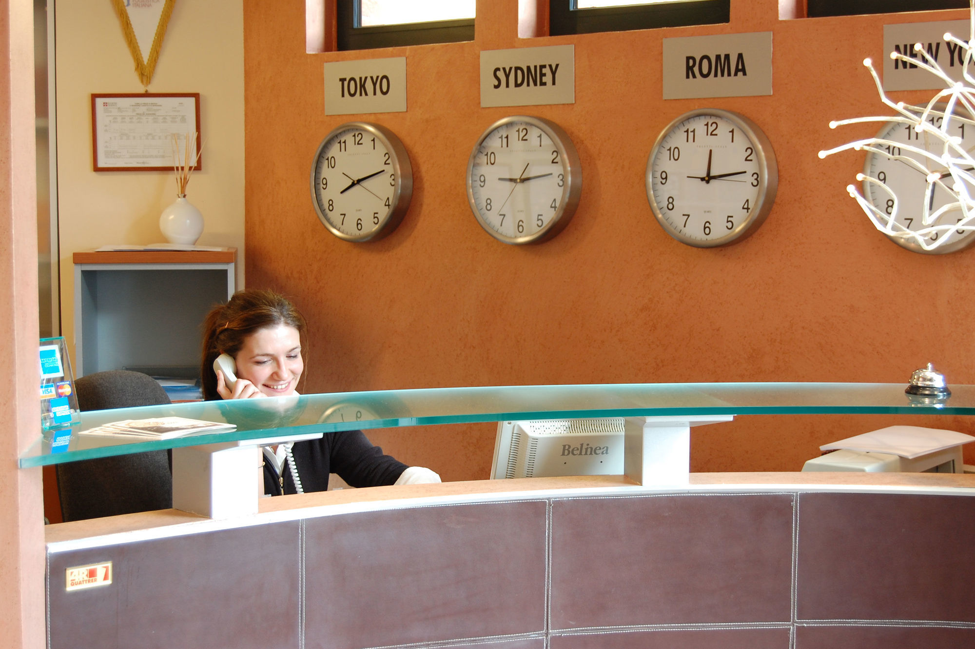 פינרולו Hotel Villa Glicini מראה פנימי תמונה