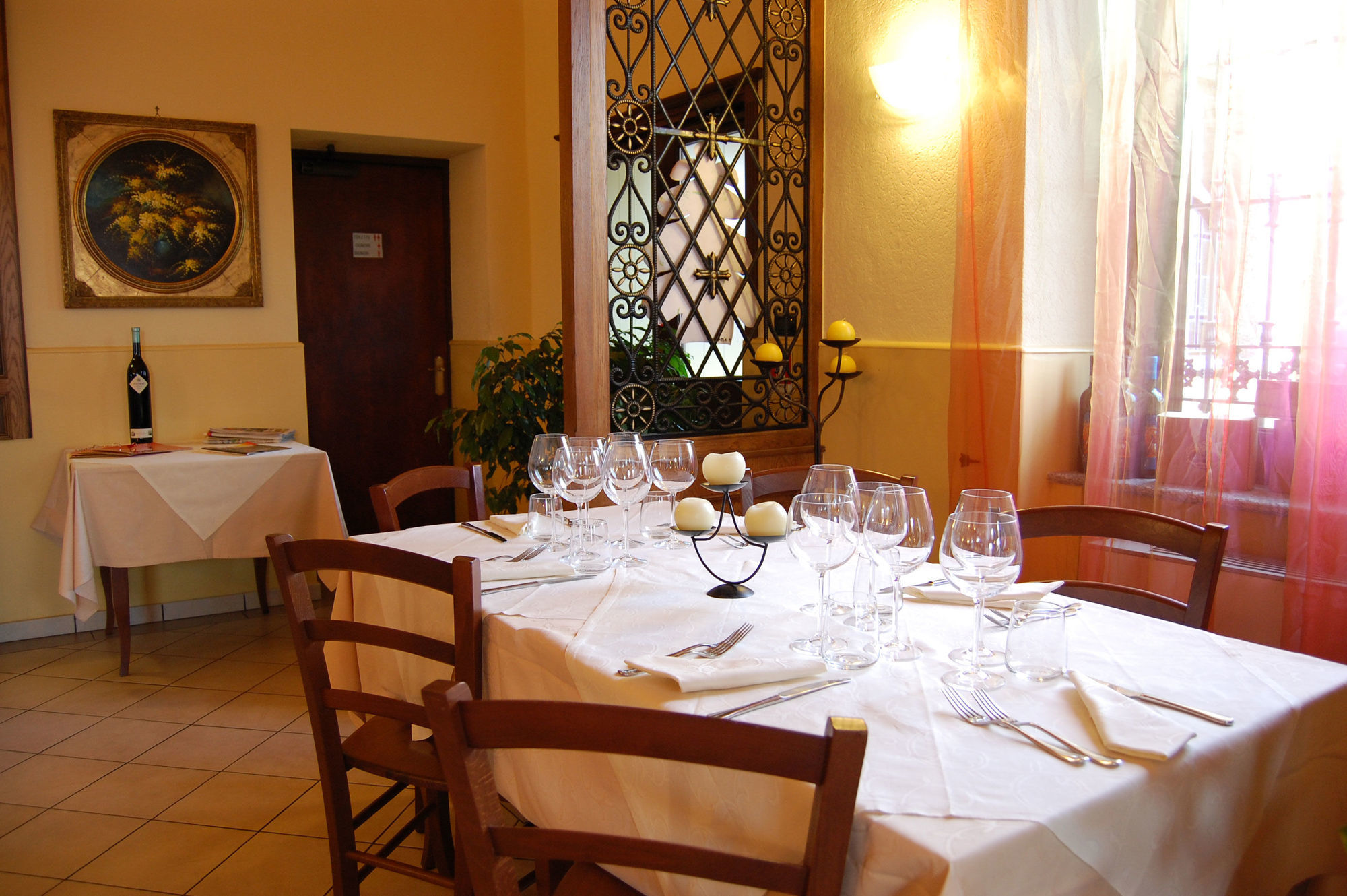 פינרולו Hotel Villa Glicini מסעדה תמונה